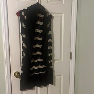 Sleeveless sweater material cover up